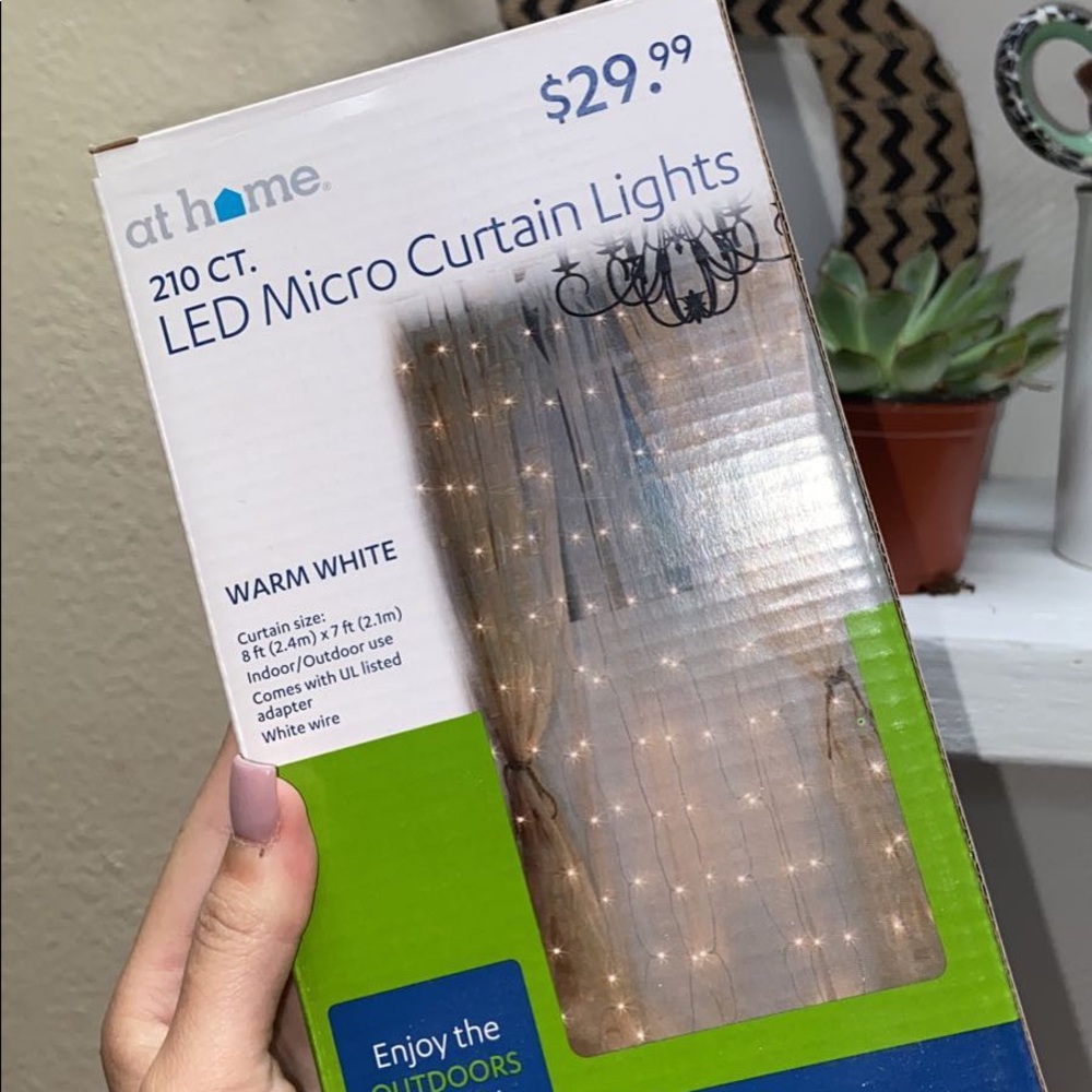 Curtain lights